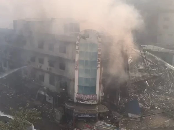 سانحہ گل پلازہ میں جاں بحق 40 افراد کی شناخت کے امکانات ختم ہوگئے